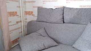 wunvmw chaturbate charming confused girlfriend fucks holes