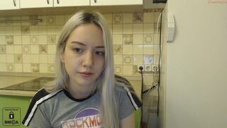 wunvmw chaturbate slut fucks bear