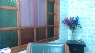 vanesa_burning chaturbate painted slut caresses small tits