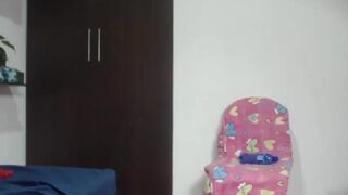 scarleeth_curv69 chaturbate gorgeous lady seduces tight booty