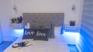 nata_rider_ chaturbate tanned lady fucks her friend