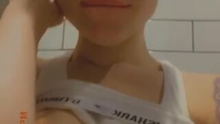 daizha morgann onlyfans thick blonde body masturbates pussy