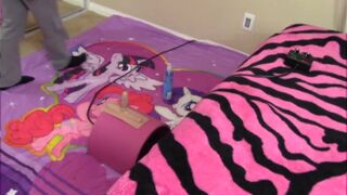 daizha morgann onlyfans a woman with a wide pelvis gets shaved cunt