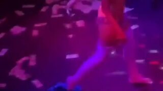 daizha morgann onlyfans t terry cap to holes