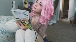 xmissmoxxix manyvids onlyfans luxurious bitch fucks pussy with phallus