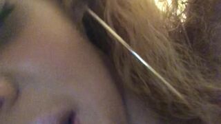 melrose fox onlyfans busty chick sucks dildo