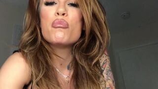 jennifer keellings onlyfans gorgeous bitch strips and jerks off
