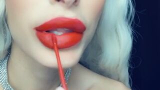 aleeuk onlyfans Busty blonde