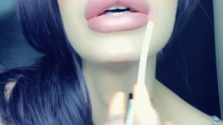 aleeuk onlyfans slim blonde beauty poses in underwear