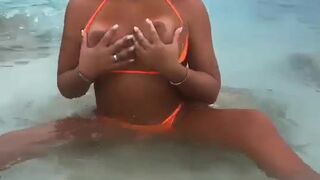 uptownjenny onlyfans demonstratively masturbating on cam