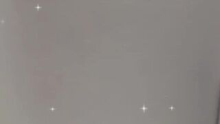 daizha morgann onlyfans skinny female rubs herself with oil