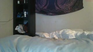 klanashy appetizing babe lifts her legs