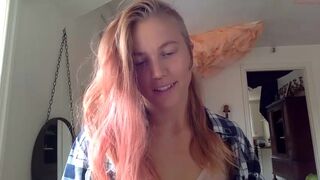 highpillows busty milf - deliciously jerking her pussy