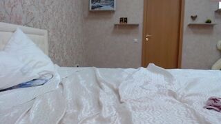 girl_of_yourdreams Blonde trash