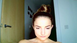 clsx_x beautiful slut plows pussy with phallus