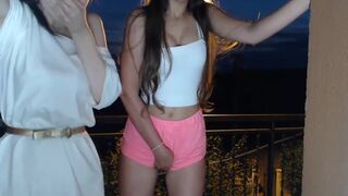 badgirls96 cute chick jerks both holes