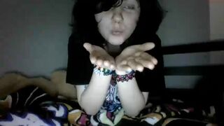 xx_buggy juicy mom shakes her ass