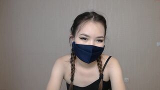 lottos_eye exquisite young lady caresses shaved holes