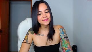 angeliki_belle7 beautiful bitch enjoys cunnilingus