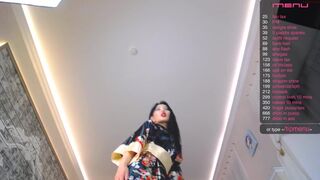 linakim exquisite passion rubs pussy