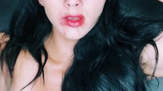 aspen rae onlyfans pretty girl fucks her cap