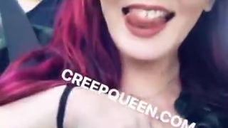 creepqueen ManyVids three fingers into the vagina