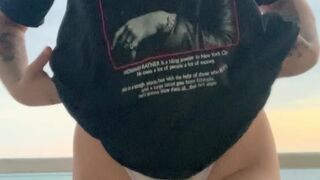 taylor allard onlyfans attractive babe excites her sexuality