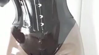 latexx lara onlyfans babe in stockings fucks ass