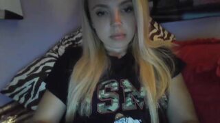 yourbabylynn23 chaturbate busty woman mandrids cap