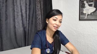 valentinalopera chaturbate blonde babe bares her tits