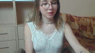 sweetiewow chaturbate playing with her ass and pussy