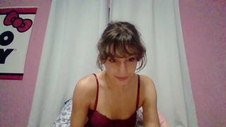 issyeden chaturbate cute whore sits on thick cock