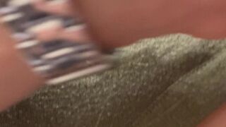 birdyyybby manyvids onlyfans hot thing caresses shaved holes