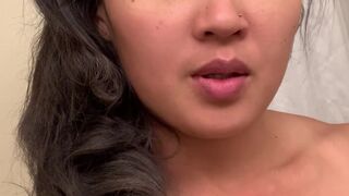 nyomistar manyvids onlyfans black haired bitch shows her boobs