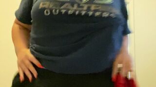 mysticbeing manyvids onlyfans blonde hairstyle fingering shaved cunt