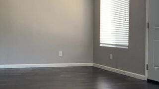 idreamofdmonroe manyvids onlyfans shy kittens jerking shaved cunt