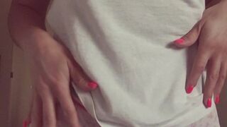 aryana aka sweet ary swtaryana manyvids onlyfans full breasted girl caresses shaved cunt