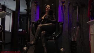 mistress ezada sinn manyvids onlyfans attractive model entertains erotic shows