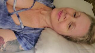 therealjuliaann manyvids onlyfans wonderful confused handjob vagina