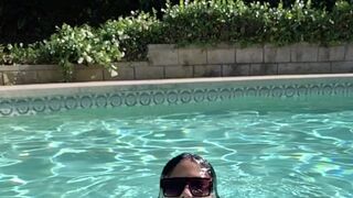 michelleisawesome manyvids onlyfans shy harlot fingering pussy in the shower