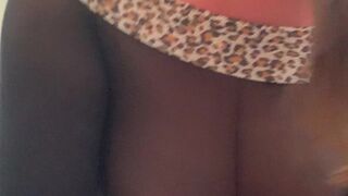 mamamilf manyvids onlyfans obstinate mare fingers jerking her pussy