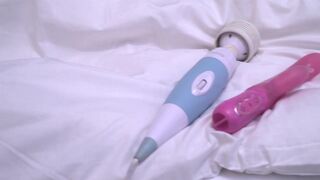 elizzabethjames manyvids onlyfans Smart brunette