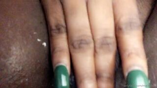 malibuxte manyvids onlyfans appetizing slut furiously shoves vegetables in her cunt