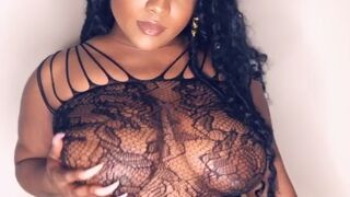 malibuxte manyvids onlyfans playfully tease tongue