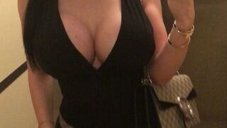 Aletta manyvids onlyfans wonderful woman jerking pussy phallus