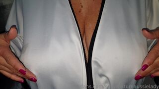 sexymatureaussielady manyvids onlyfans understega