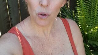 sexymatureaussielady manyvids onlyfans sexy lady masturbates ass anus