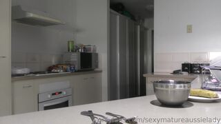 sexymatureaussielady manyvids onlyfans desired babe cums from erotic dance