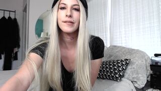 Audrey manyvids onlyfans stroking boobs