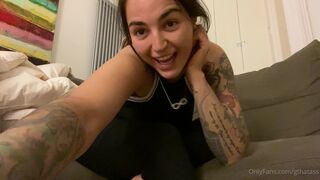 gthatass manyvids onlyfans Fishnet brunette